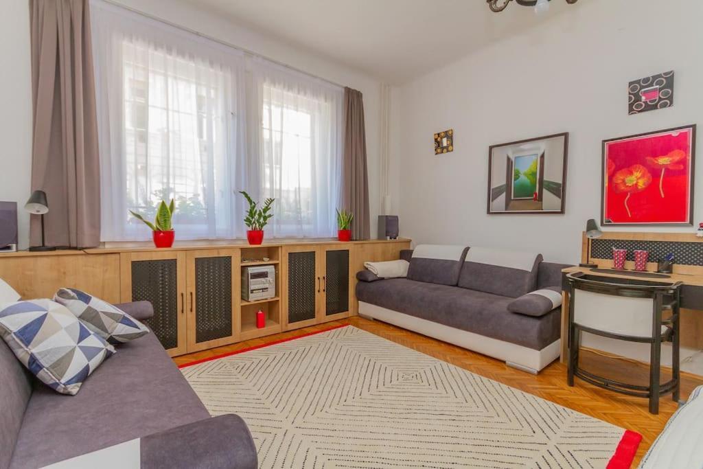 Poppy'S Home By The Danube By Nw Budapest Extérieur photo