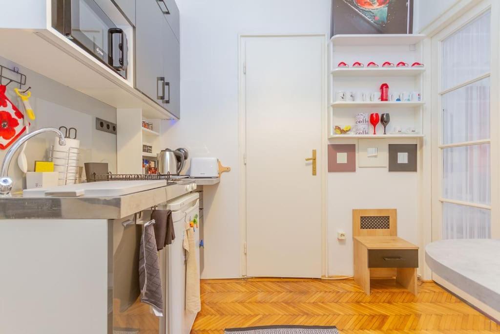 Poppy'S Home By The Danube By Nw Budapest Extérieur photo