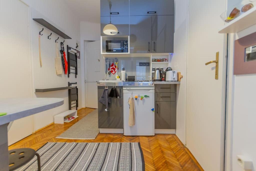 Poppy'S Home By The Danube By Nw Budapest Extérieur photo